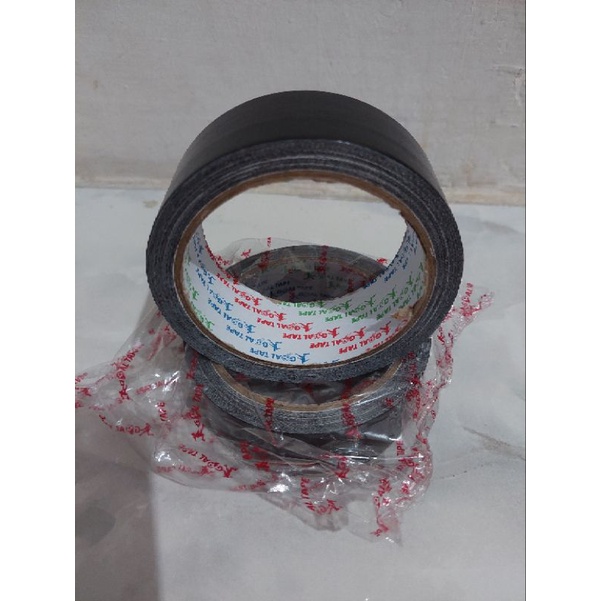 

Lakban Kain Hitam Goal Tape 36 x 10 meter (Untuk Jilid)