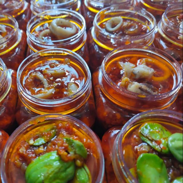 

Sambal cumi pete