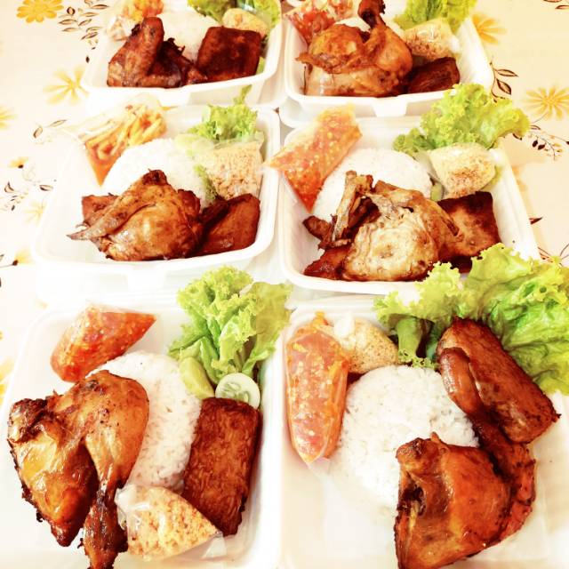 

Nasi Kotak