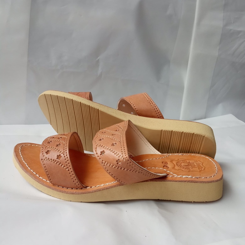 Harga bukittinggi sandal Terbaru Apr 2026 | BigGo Indonesia