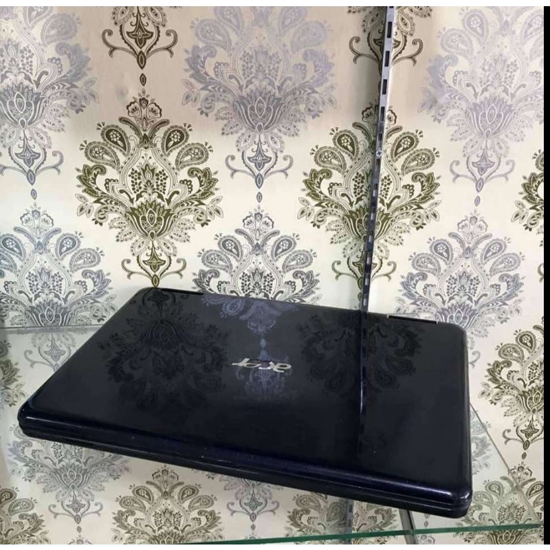 Laptop ACER 4732 (14 inc) / RAM 2 GB, HDD 320 GB