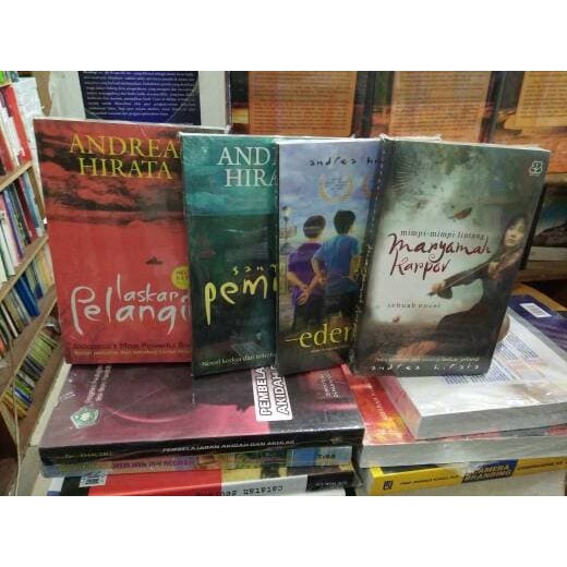 Tetralogi Laskar Pelangi (MRSN Store)
