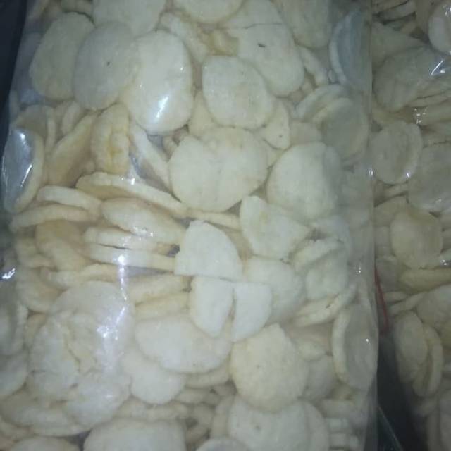 

Kerupuk Kemplang Palembang 500 gr