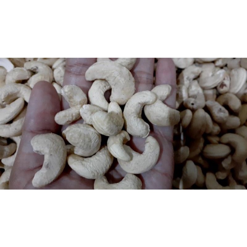 

Mente mentah utuh BPOM . full oven fresh. beda harga beda kwalitas nggeh