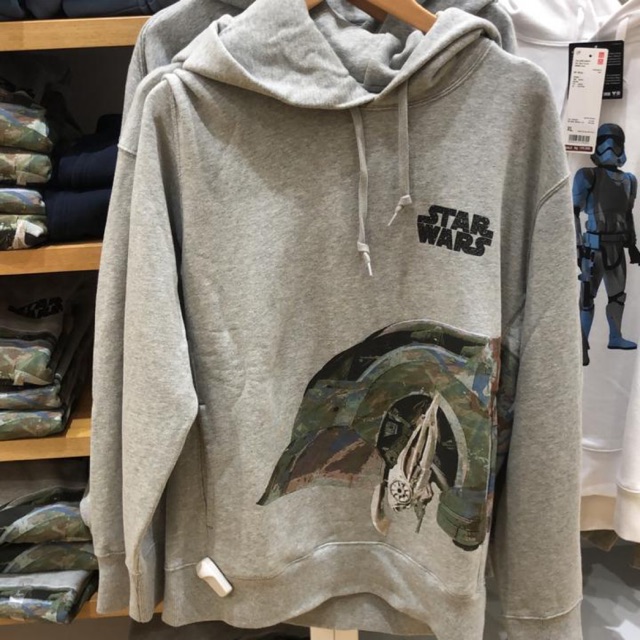 Uniqlo x starwars hoodie