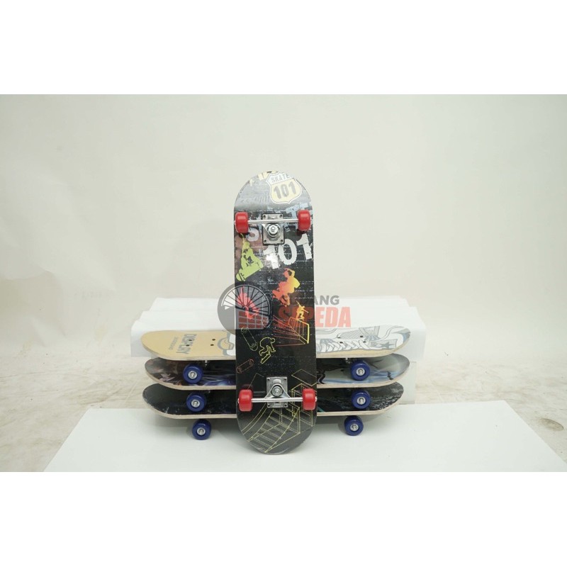Skateboard 3 size ukuran dewasa dan anak S M L banyak motif bisa grab COD original kuat skater board-Motif Random