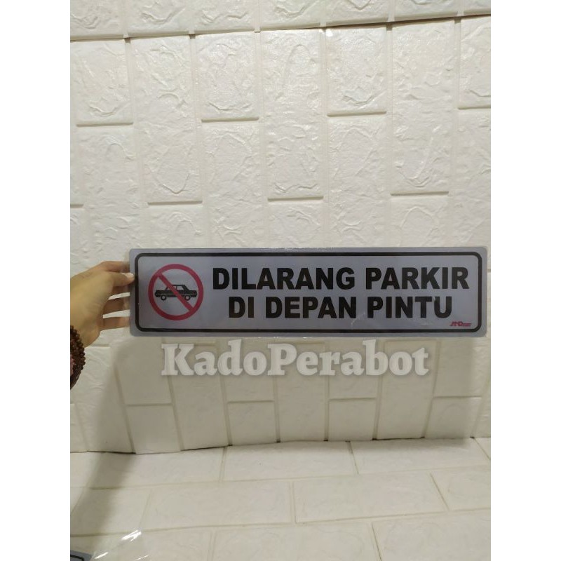 stiker dilarang parkir - stiker  parkiran - stiker pintu dilarang parkir