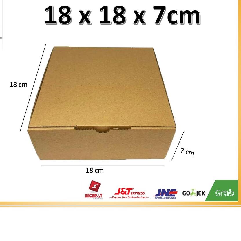 

(10pcs) Kardus 18 x 18 x 7 cm....Die Cut kotak Kue, snack -aksesoris-dll model box pizza