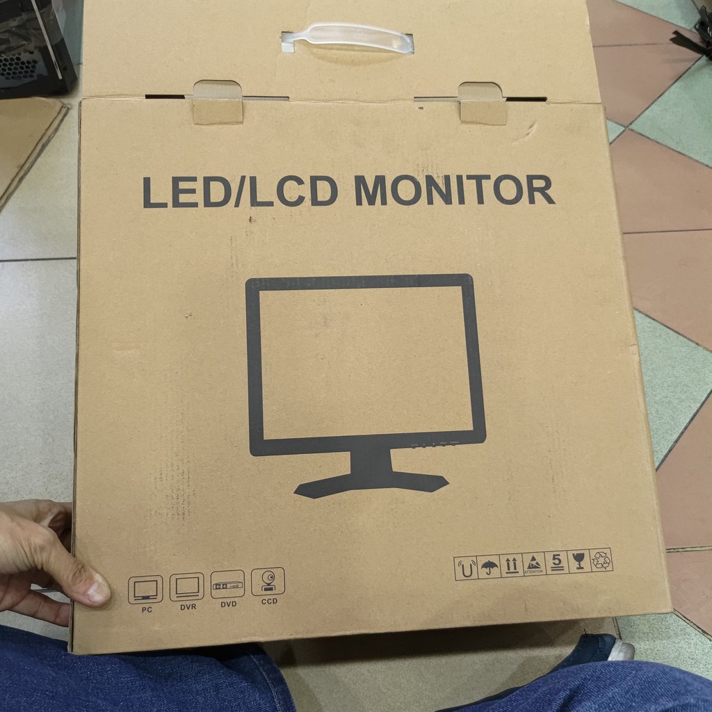 Monitor LCD Kotak TFT G17 17 Inchi Metal AV BNC VGA HDMI USB