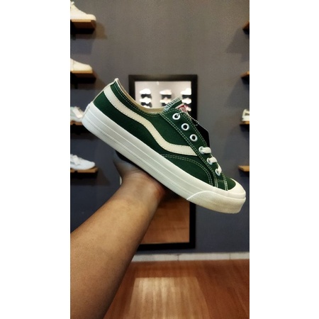 Ventela Public Low Dark Green BNIB - Sepatu Sneakers