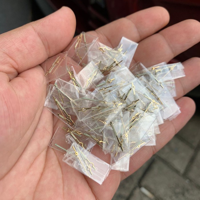 Jarum jam tangan seiko mesin 7009 Radium