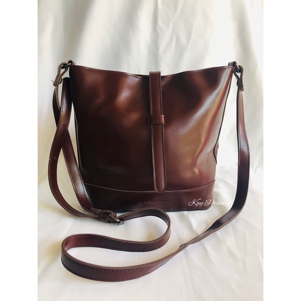 (SOLD) ALICE MARTHA AUTHENTHIC SLING BAG PRELOVED TAS ORIGINAL SECOND BRANDED