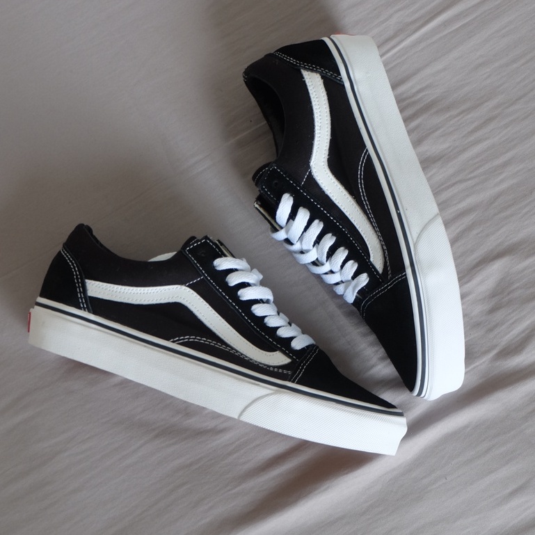 Vans Old Skool Classic Black White Ori BNIB Sepatu Pria Wanita Murah