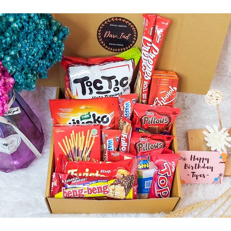 HAMPERS BUKET SNACK BOX KADO VALENTINE / Kado Ulang Tahun / Kado Wisuda / Kado Untuk Cewek Cowok / Hadiah Ulang Tahun / Hadiah Wisuda / Kado Birthday / Kado Graduation / Kado Natal / Kado Hari Ibu / Kado Hari Guru / Buket Snack / Kado Sempro