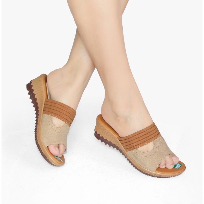 Sandal Sendal Wedges Wanita Perempuan Ibu Kondangan Casual Murah Terbaru CG04