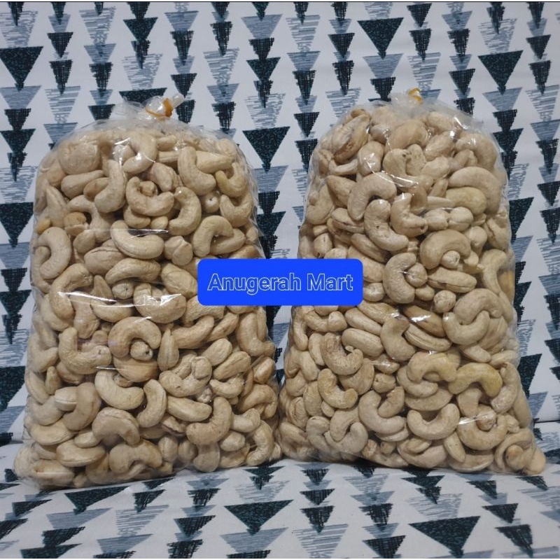 

Kacang Mede / Kacang Mete Mentah 1kg