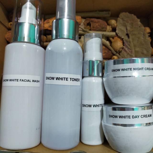 PAKET GLOWING SNOW WHITE EKSTRAK ANGGUR