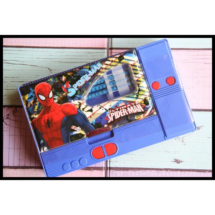 

Tempat Pensil Kiku Jumbo Spiderman Item No.:Kj848-Sm