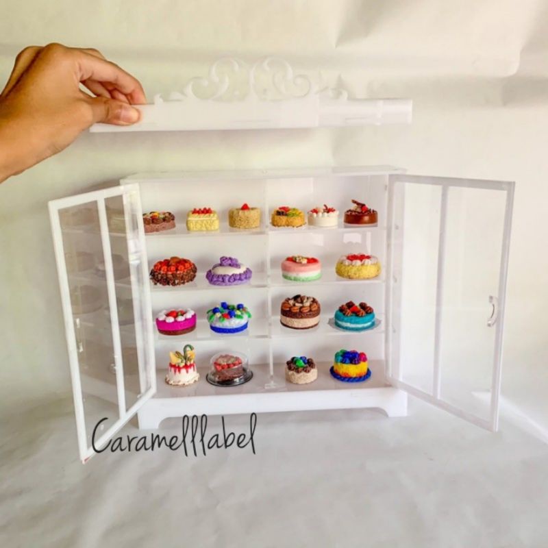 Miniature cake / tart / miniature Furniture almari