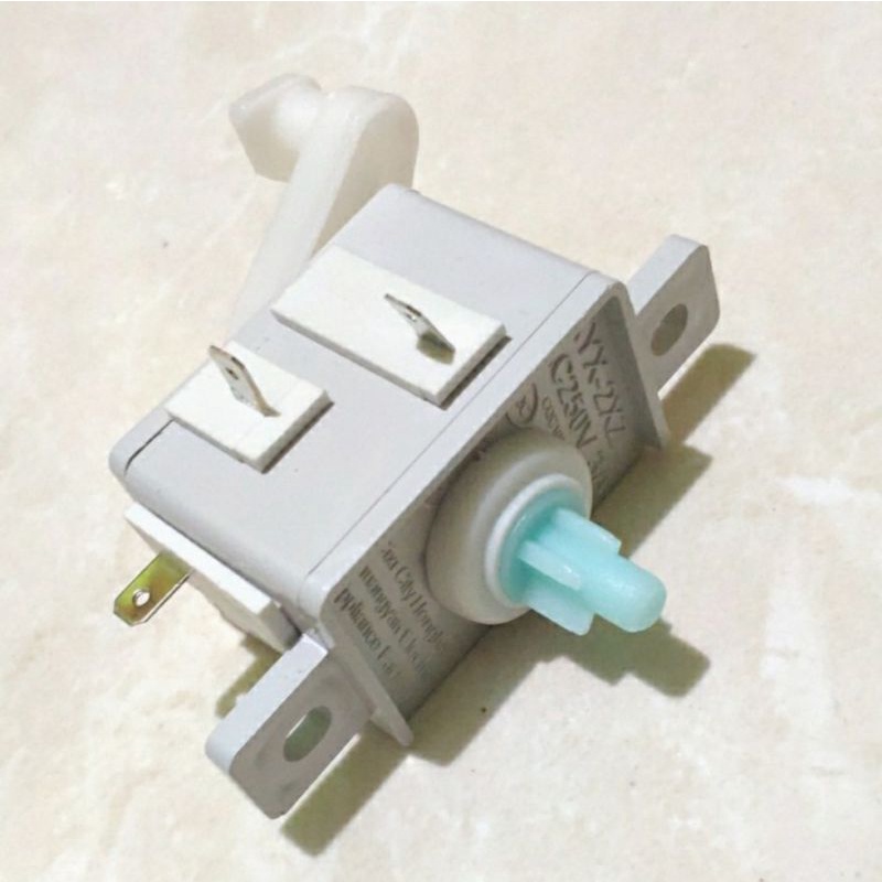 Selector Pembuangan Mesin Cuci Sanyo Aqua KYX-2XZ abu - abu