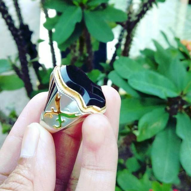 Cincin Terompah batu yaman cibet, ring terbuat dari perak murni