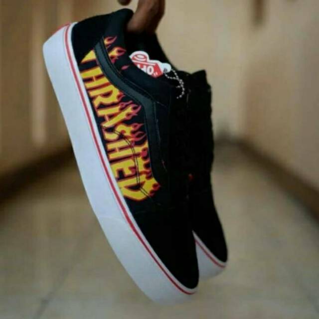 Harga sepatu clearance vans thrasher original