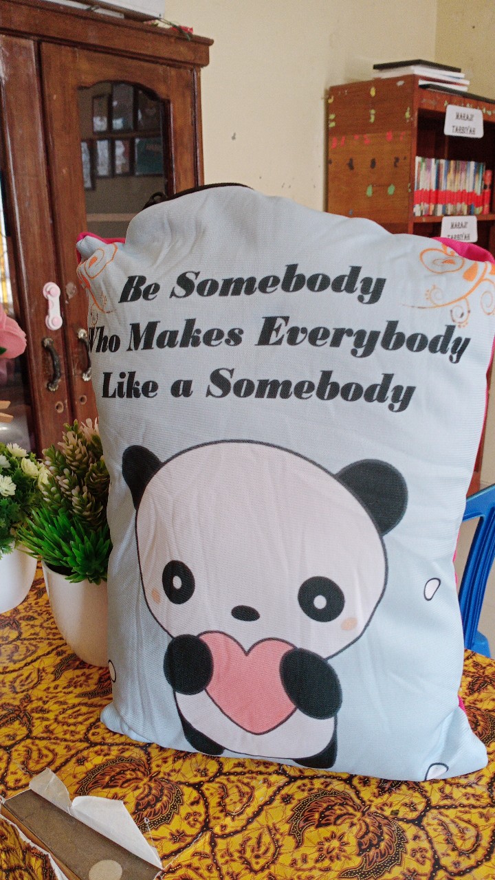 Bantal Snack Waffle Uk 30x40 Yelvo
