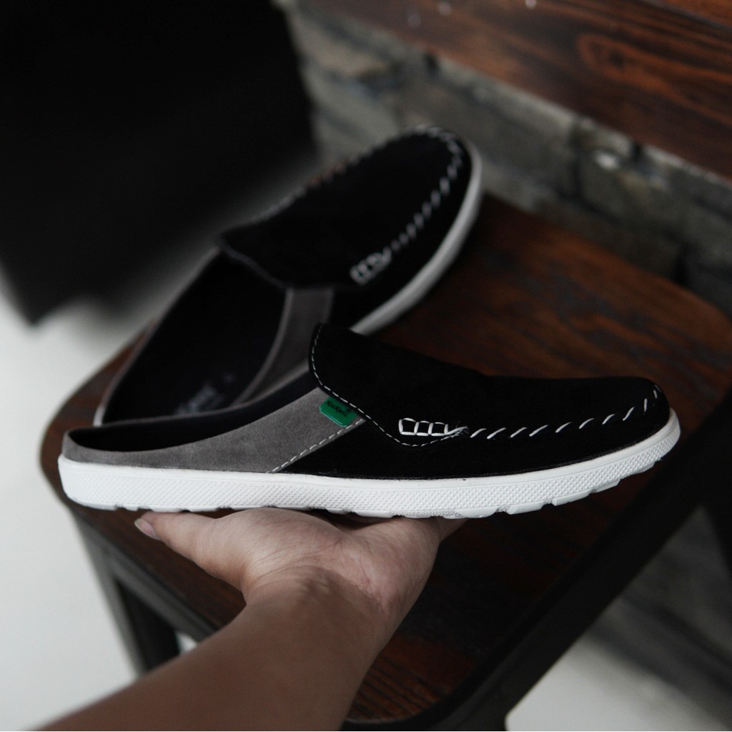 Sepatu Slop Bustong Kicekrs Stiching Sepatu Kasual Slip On Pria Santai Slop Bustong Tutong Casual