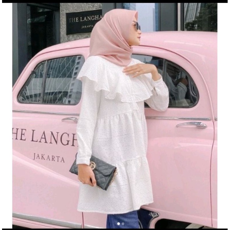 Esme Blouse Vanilla hijab size M