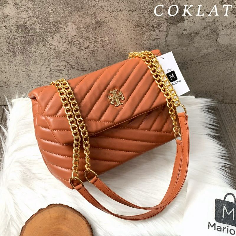 tas selempang wanita terbaru 2022/tas selempang tali rantai terbaru 2022