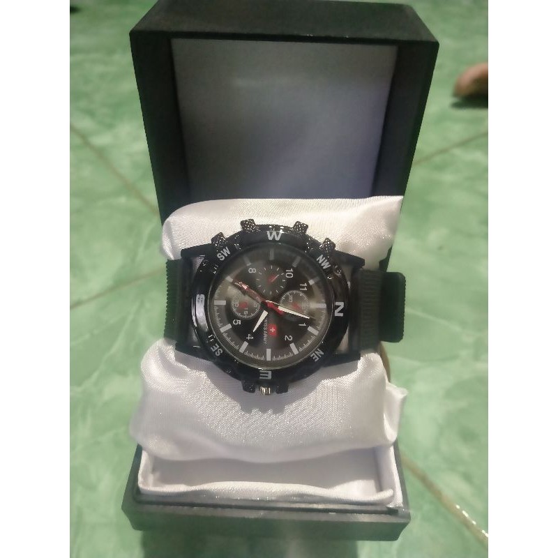 Jam tangan sport Digital pria wanita keren