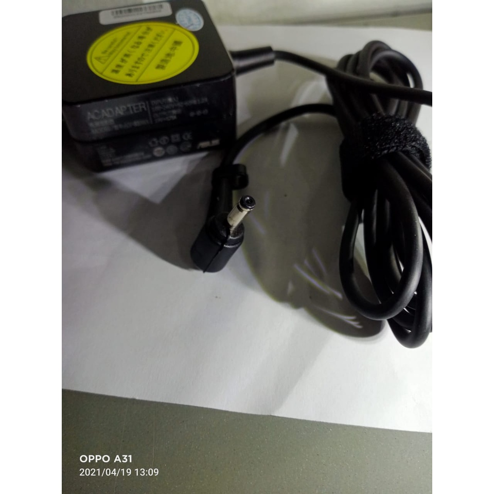 Adaptor Charger Original Asus X202E X540 UX21A UX31A UX32A UX42A X553M