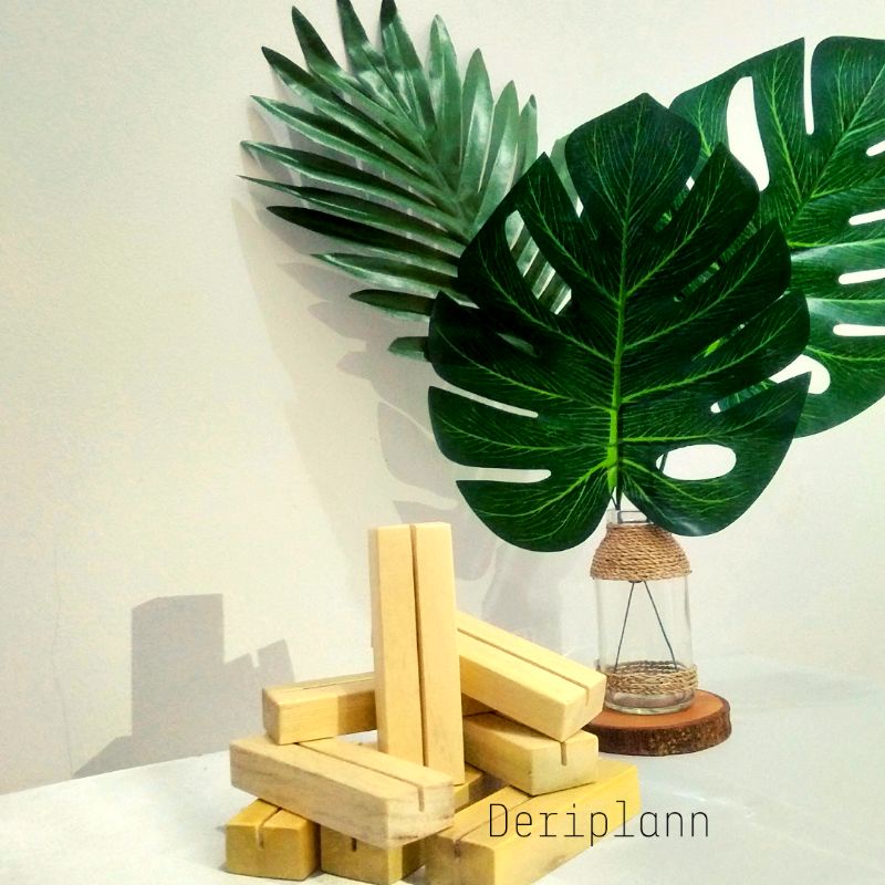

TAMBAHAN stand wood acrylic,