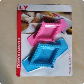 Cetakan Pastel Segitiga