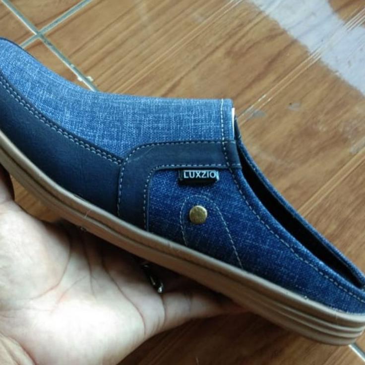 Dijual Murah HT0VU Sandal Selop Bustong Pria Slip On Jeans Slop Kasual Kulit Sintetis Premium Sol Le
