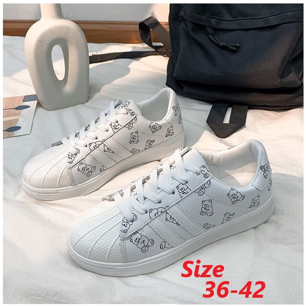 Sepatu Putih Import Wanita Sneakers Cewek Motif Kartun Beruang Sepatu Tali Perempuan SP-137