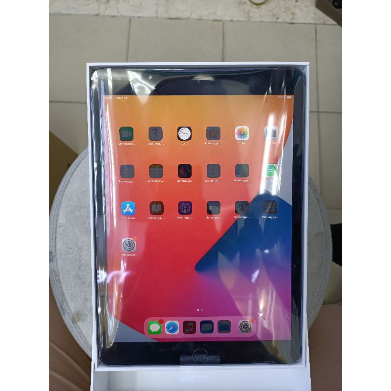 Second ipad 7  32Gb warna gray wifi Only