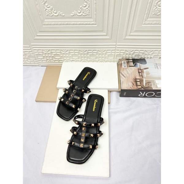 sendal flat stud wanita terbaru kekinian pesta LOUISDEAR flat shoes bahan kulit dove S158