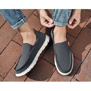 Sepatu Slip On Classic