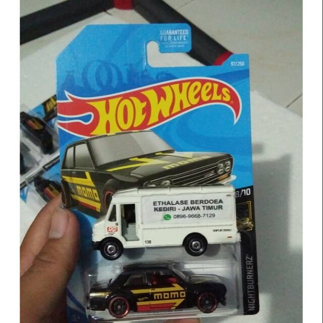 HotWheels 71 Datsun 510 Momo Hitam Exclusive Kmart