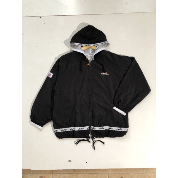 windbraker ellesse L