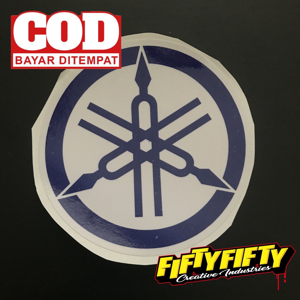 Stiker Print Cut LOGO YAMAHA Stiker Printing Laminasi Glossy Stiker Motor Mobil Helm Sudah Membentuk Pola Desain