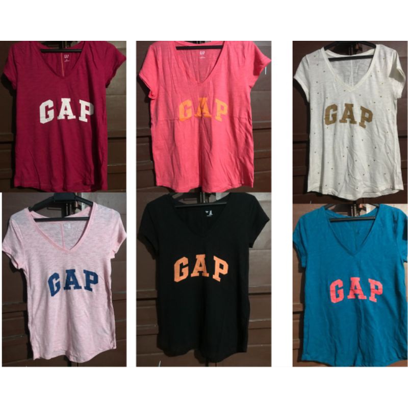 T-shirt GAP Logo v neck kaos branded oblong wanita