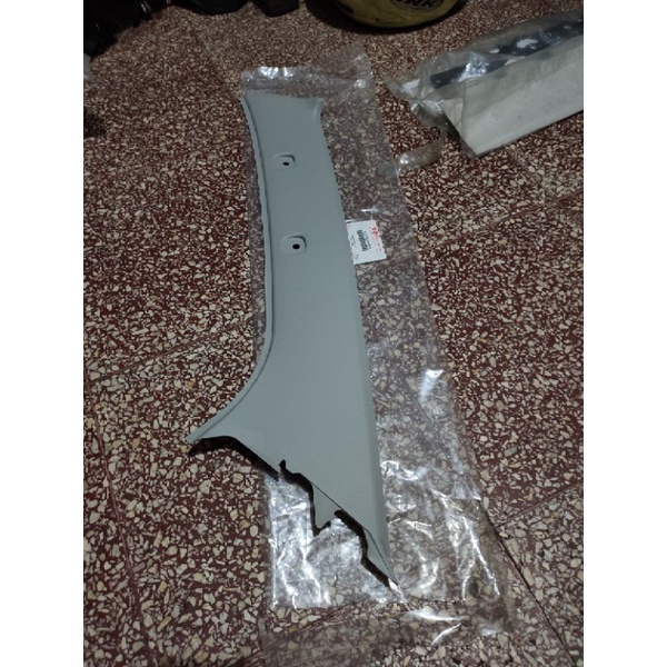 cover pilar bagian depan Suzuki apv