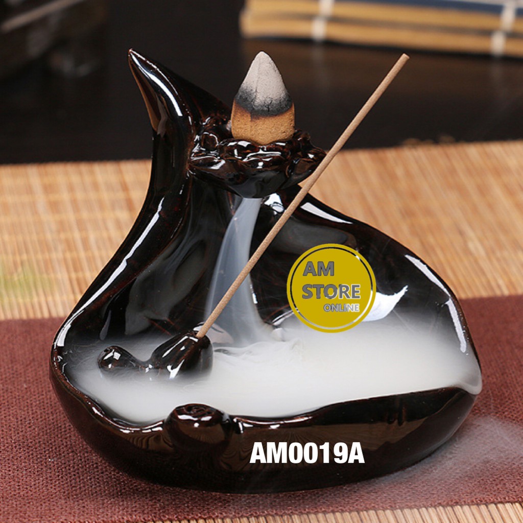 Tempat dupa keramik kerucut hiasan meja asap kebawah