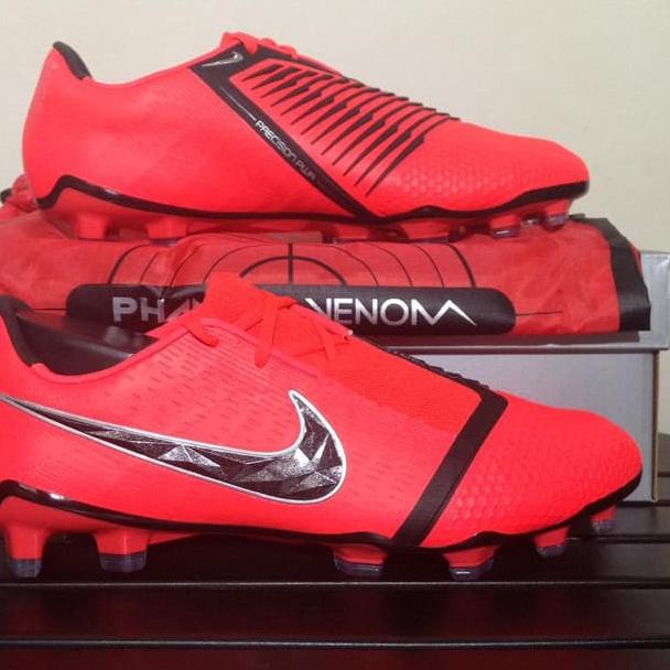 Hanya disini, Sepatu Bola Nike Phantom Venom Elite FG Bright Crimson AO7540-600 Ori ,,,,,..
