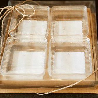 

Box Hampers Kue Kering