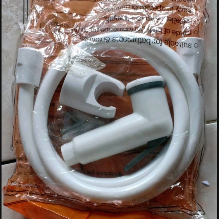 JET SHOWER KLOSET / BIDET SHOWER / JET WASSER KLOSET PLASTIK PVC MURAH