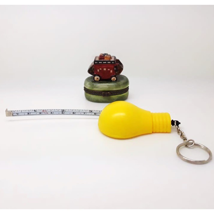 Gantungan Kunci Meteran Lampu / Keychain Lampu Key Chain Alat Pengukur 1 Meter Multifungsi Souvenir