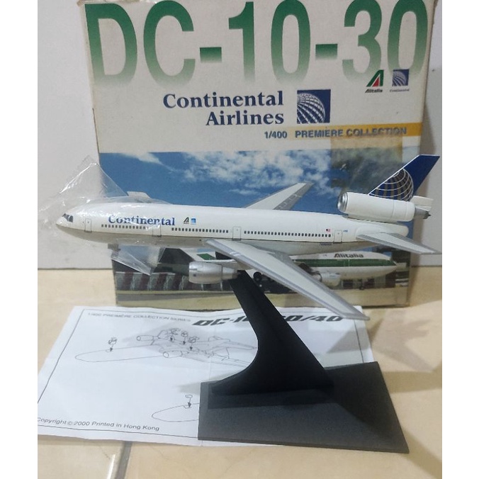 miniatur pesawat DC 10-30
